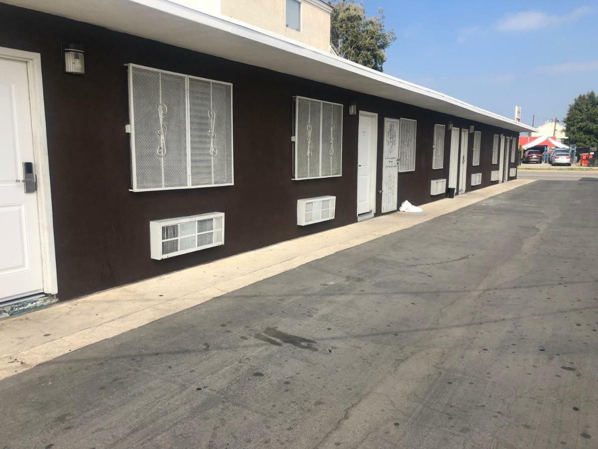 Mi Casa Motel Lynwood Exterior foto